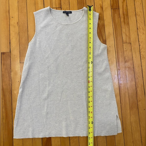 Eileen Fisher Classic Neutral Tank, Sleeveless Top, 100% Wool, Size Small - Picture 5 of 8